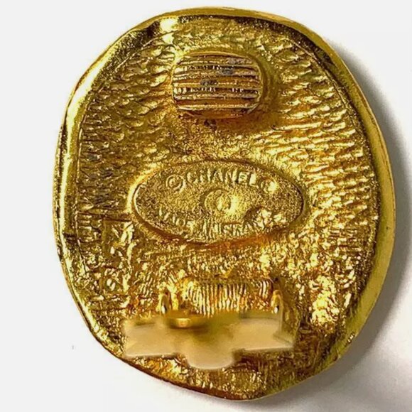 Chanel Rue Cambon Clip-On Earrings the real thing!!!! - Picture 8 of 8